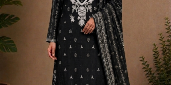 Midnight Pearl – Black Embroidered Chunri Collection